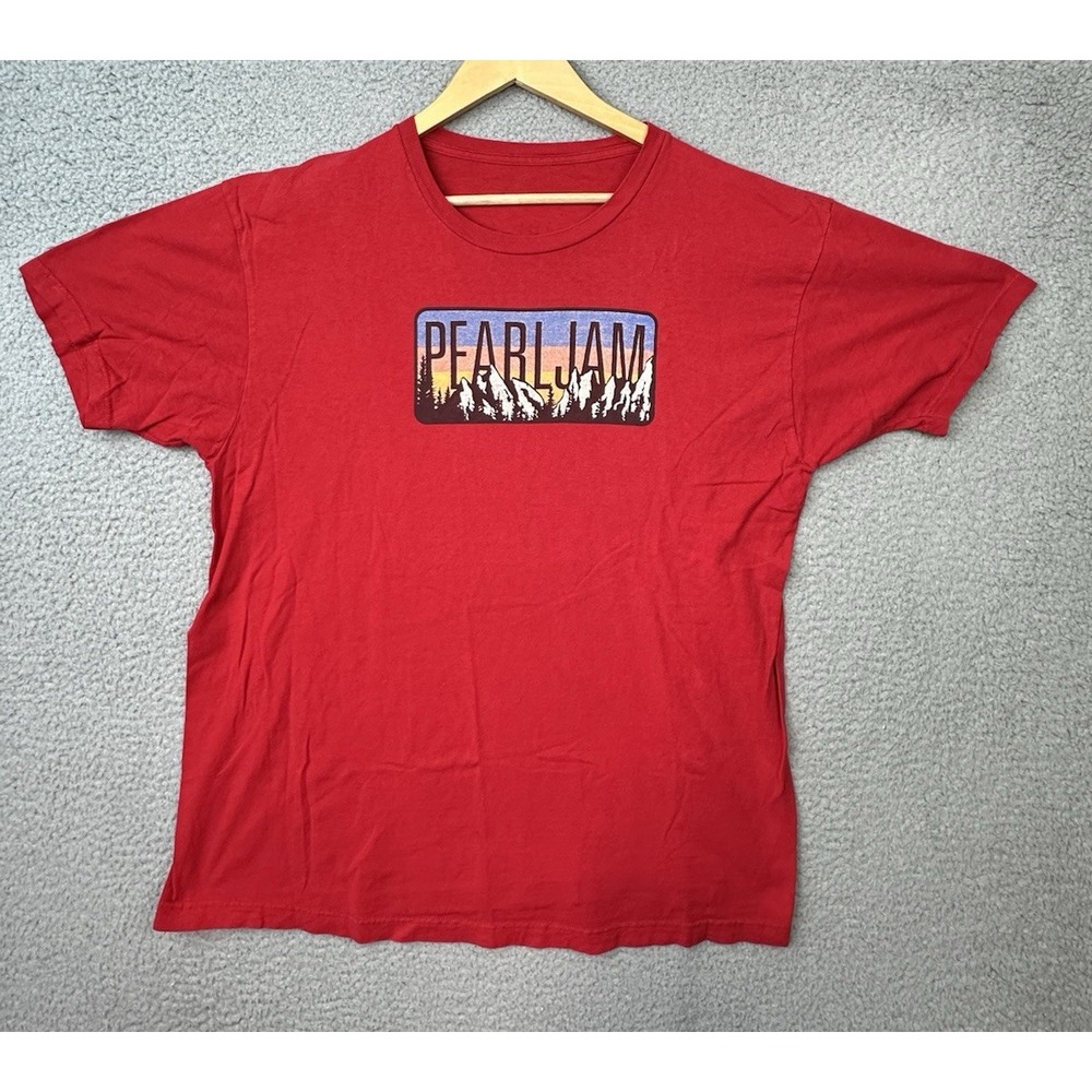 Pearl Jam 2014 Fall Tour Concert T-Shirt Red Mountain Graphic Mens Large Spectra